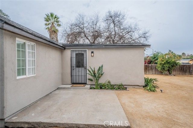 24563 4th, San Bernardino, CA 92410