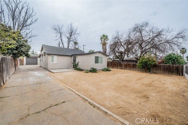 24563 4th, San Bernardino, CA 92410