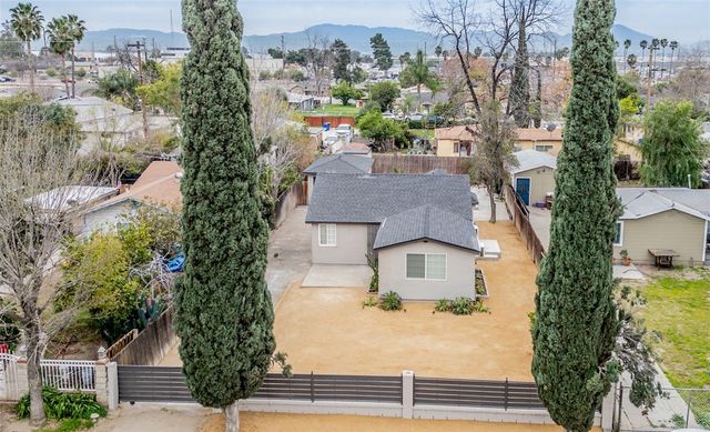 24563 4th, San Bernardino, CA 92410