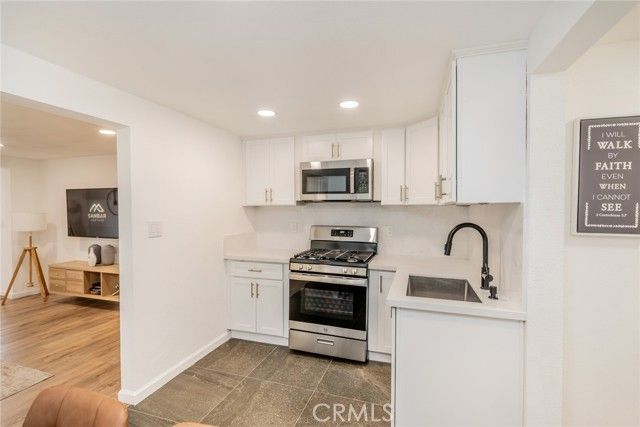 24563 4th, San Bernardino, CA 92410