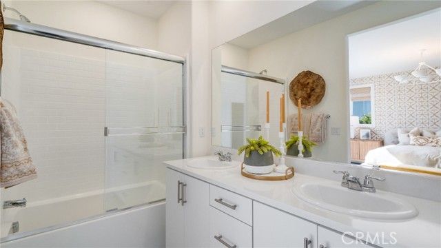 2380 Lionheart Drive, Perris, CA 92570