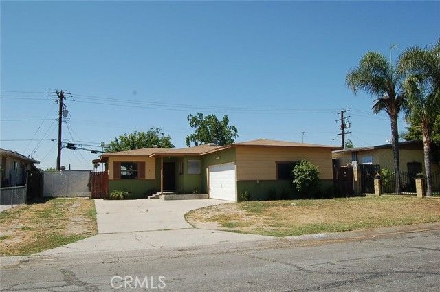 251 E Ramona Drive, Rialto, CA 92376