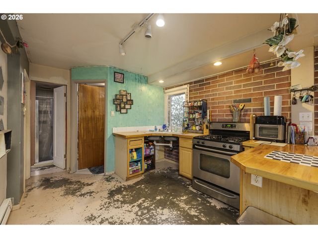 540 Nw 9TH St, Mc Minnville, OR 97128