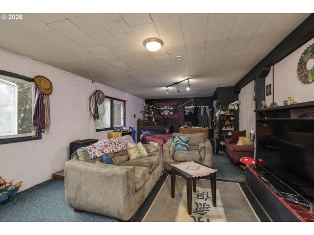 540 Nw 9TH St, Mc Minnville, OR 97128