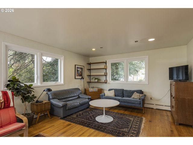 540 Nw 9TH St, Mc Minnville, OR 97128