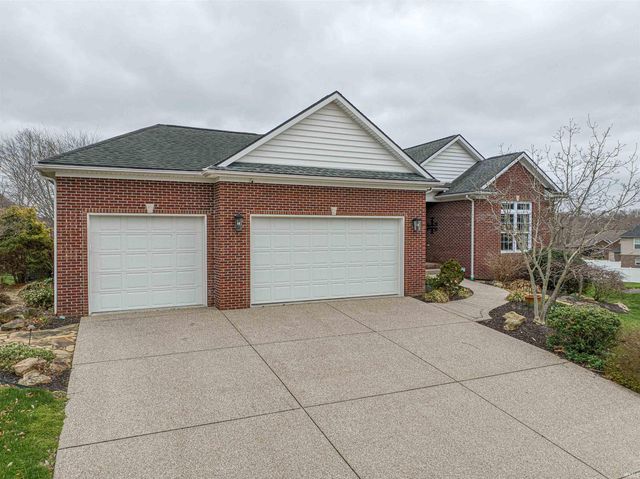 909 Uriel Court, Evansville, IN 47725