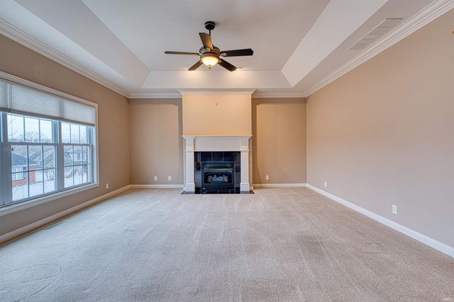 909 Uriel Court, Evansville, IN 47725