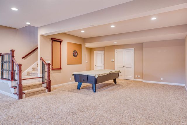 909 Uriel Court, Evansville, IN 47725