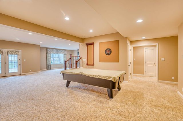 909 Uriel Court, Evansville, IN 47725