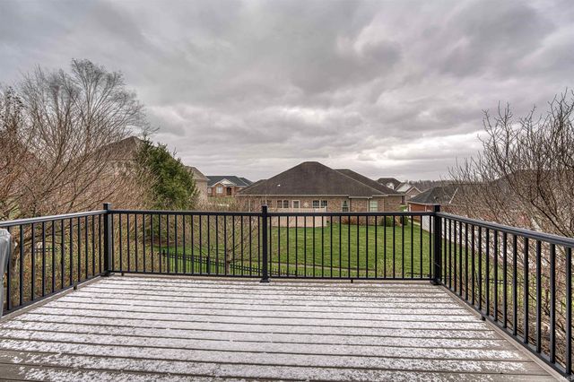 909 Uriel Court, Evansville, IN 47725