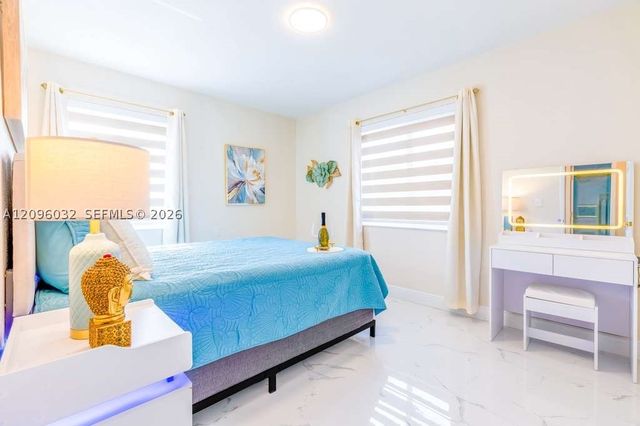 55 SW 60th Ave, Miami, FL 33144