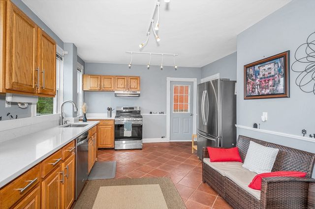 374 Massachusetts Ave 3, Arlington, MA 02474