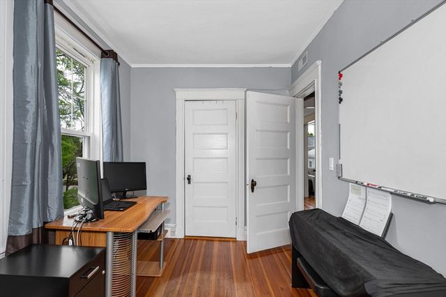 374 Massachusetts Ave 3, Arlington, MA 02474