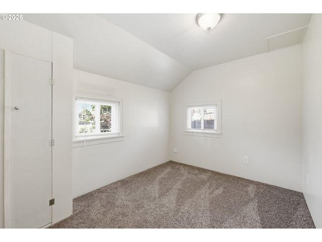 2291 Norkenzie Rd, Eugene, OR 97401