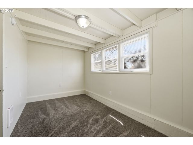 2291 Norkenzie Rd, Eugene, OR 97401