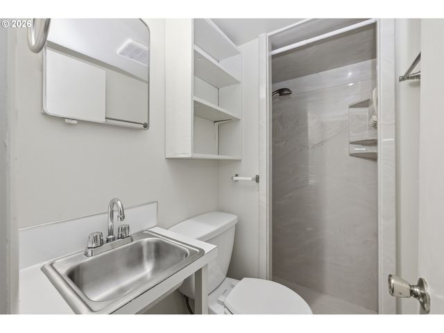 2291 Norkenzie Rd, Eugene, OR 97401