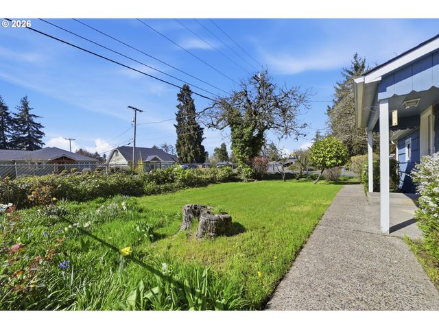 2291 Norkenzie Rd, Eugene, OR 97401