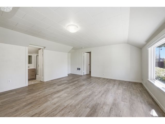 2291 Norkenzie Rd, Eugene, OR 97401