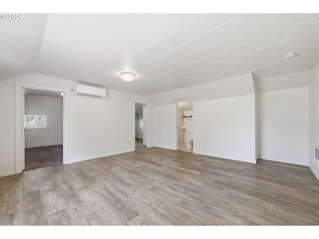 2291 Norkenzie Rd, Eugene, OR 97401