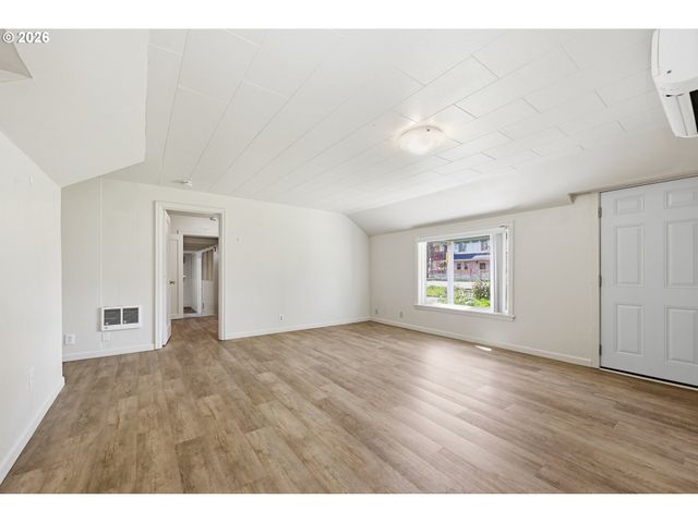 2291 Norkenzie Rd, Eugene, OR 97401