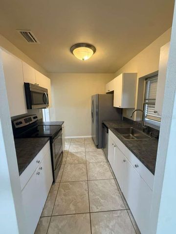 22189 LARAMORE AVENUE, Port Charlotte, FL 33952