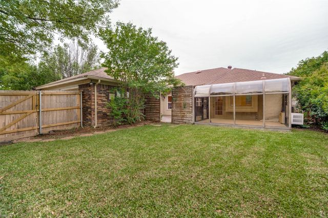 1622 Palisades Drive, Carrollton, TX 75007