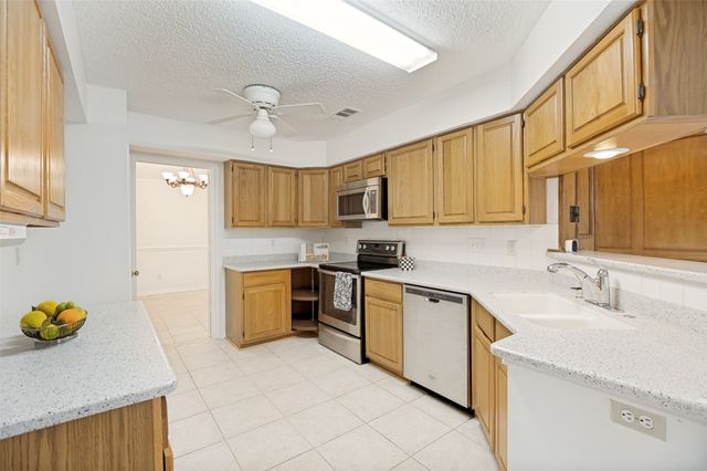 1622 Palisades Drive, Carrollton, TX 75007