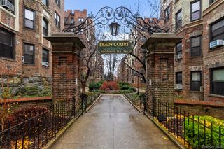 760 Brady Avenue 217, Bronx, NY 10462