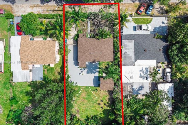 1440 NE 148th St, Miami, FL 33161