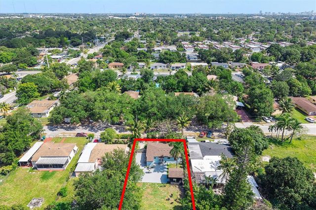 1440 NE 148th St, Miami, FL 33161