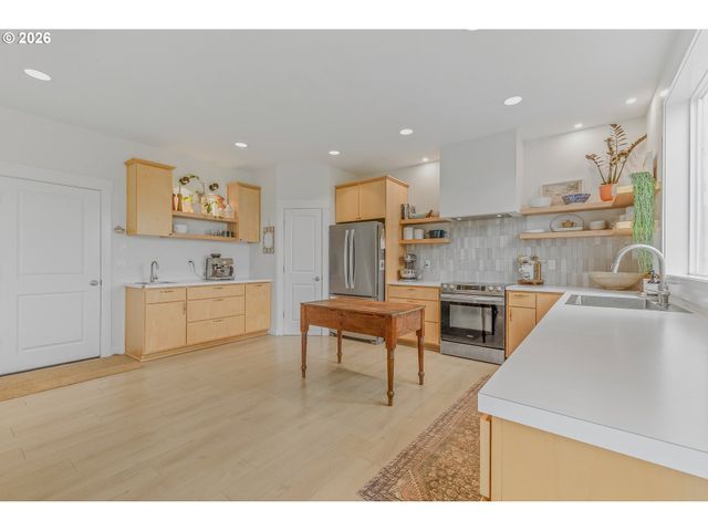 26811 Ne YACOLT Rd, Yacolt, WA 98675