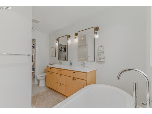 26811 Ne YACOLT Rd, Yacolt, WA 98675