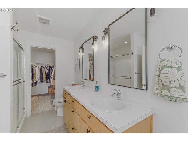 26811 Ne YACOLT Rd, Yacolt, WA 98675