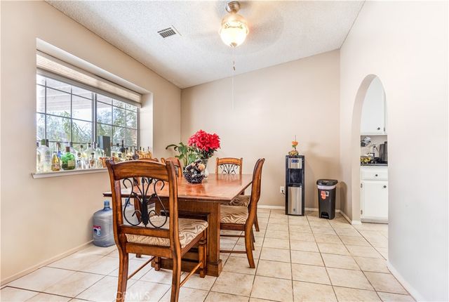 16850 Hidden Creek Drive, Victorville, CA 92395