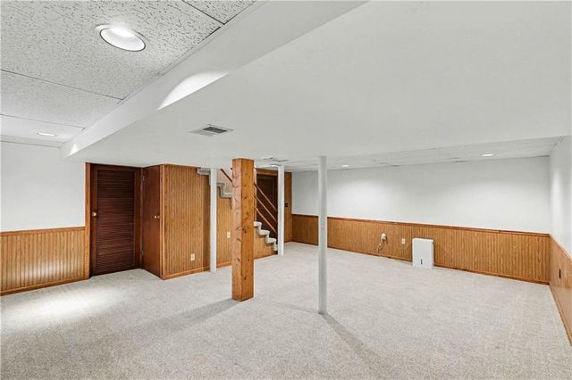 8927 Foster Lane, Overland Park, KS 66212