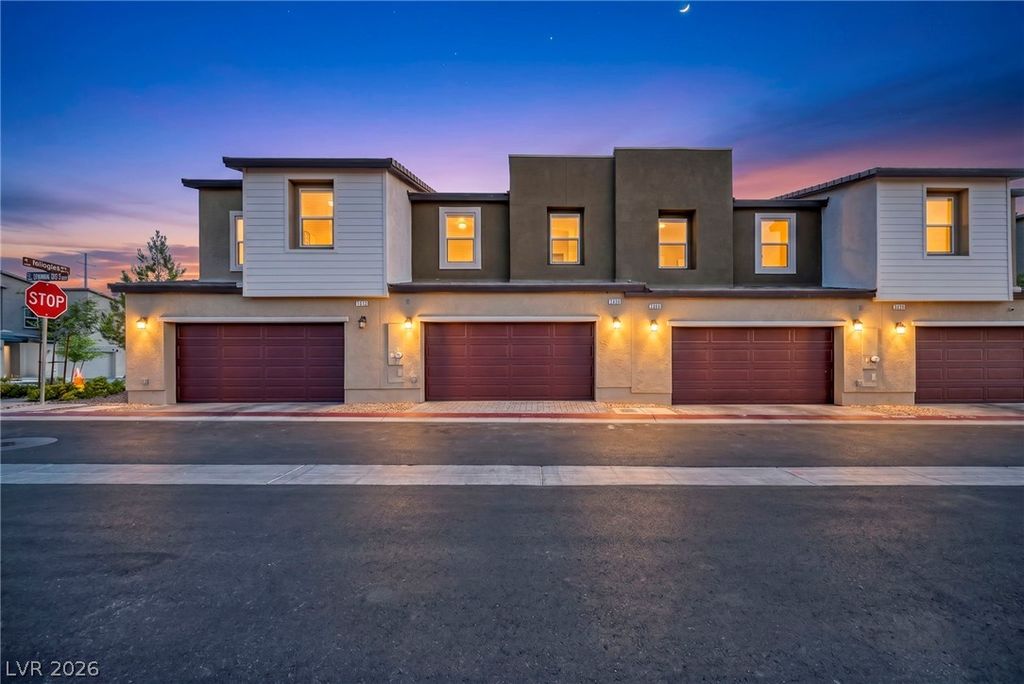 6956 Stratham Hill Street, Las Vegas, NV 89166