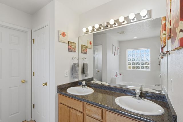 5004 W Lea Drive SW, Albuquerque, NM 87105