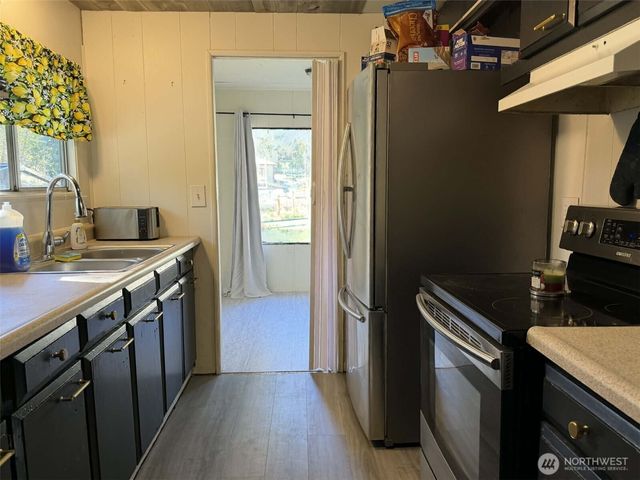 591 NE Larson Boulevard, Belfair, WA 98528