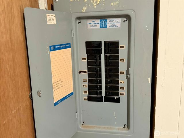 591 NE Larson Boulevard, Belfair, WA 98528