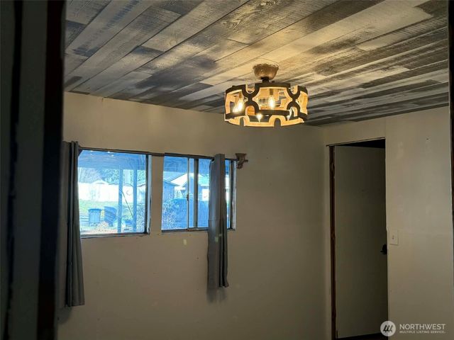 591 NE Larson Boulevard, Belfair, WA 98528