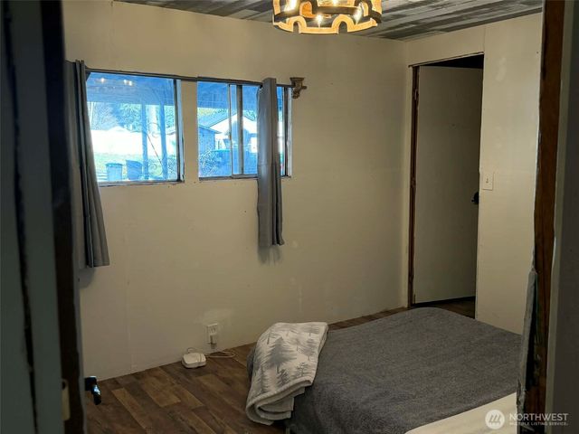 591 NE Larson Boulevard, Belfair, WA 98528