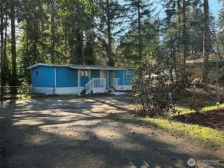 591 NE Larson Boulevard, Belfair, WA 98528