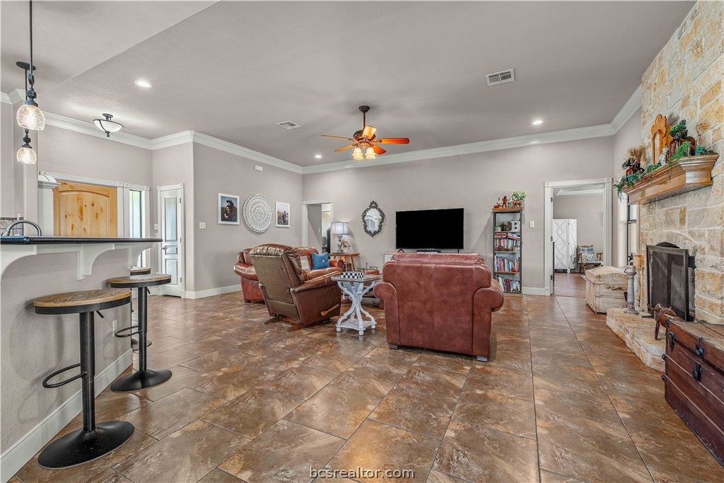8748 Tejas Ranch Loop, Bryan, TX 77808 — photo 5