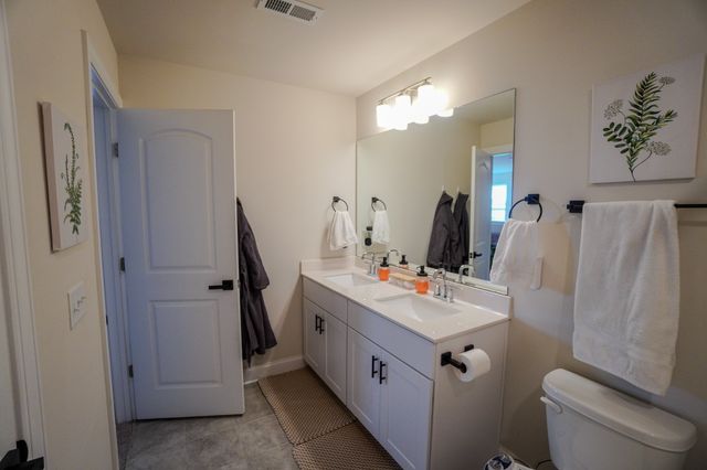 257 Breaking Pen Rd, Gallatin, TN 37066