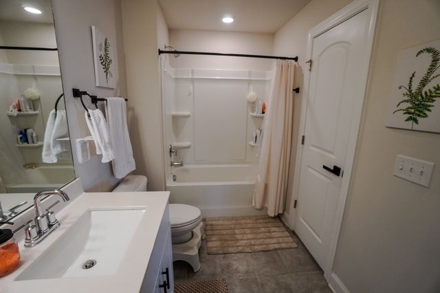 257 Breaking Pen Rd, Gallatin, TN 37066