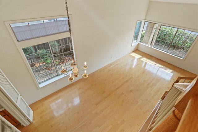 1363 Egret Dr, Tracy, CA 95376