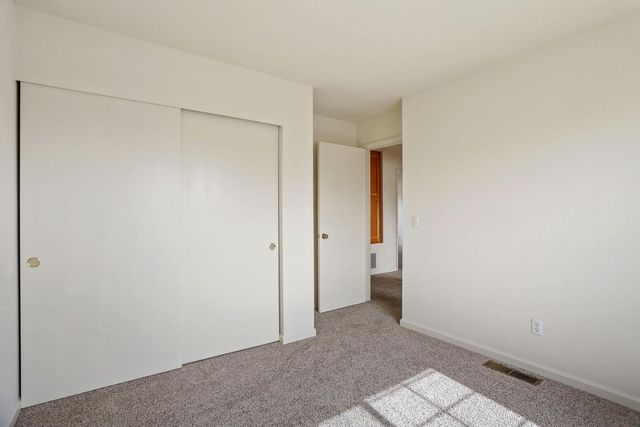 1363 Egret Dr, Tracy, CA 95376