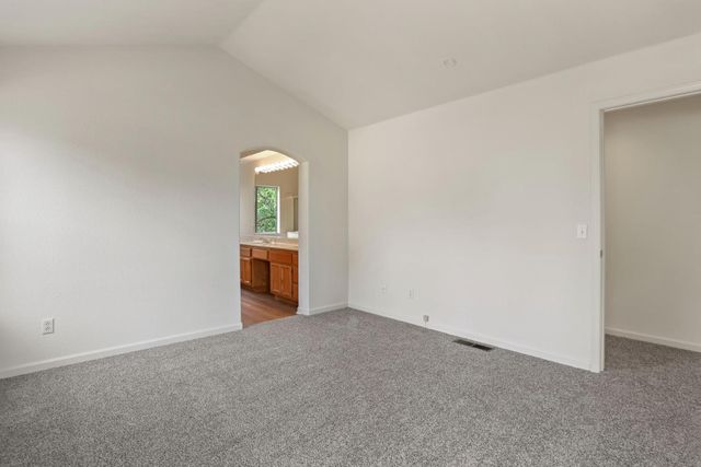 1363 Egret Dr, Tracy, CA 95376