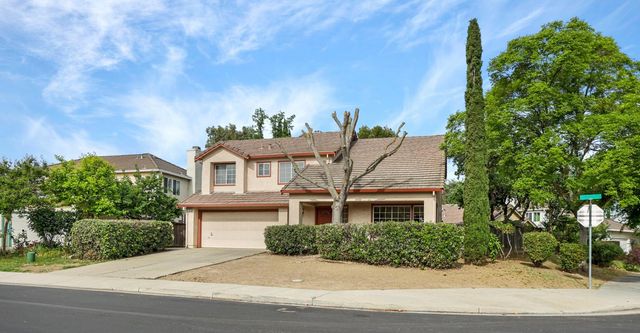 1363 Egret Dr, Tracy, CA 95376