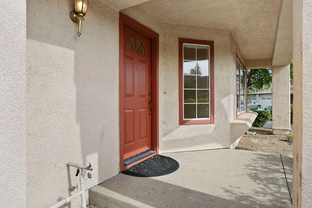 1363 Egret Dr, Tracy, CA 95376